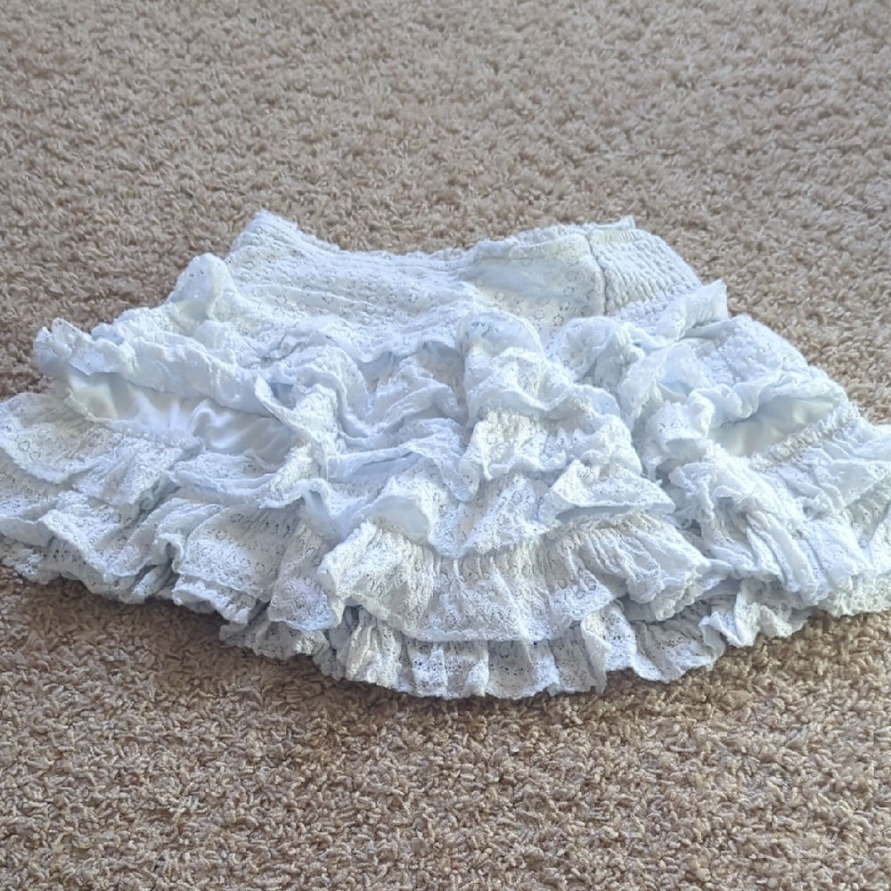 White Ruffled Lace Skirt w/ Shorts